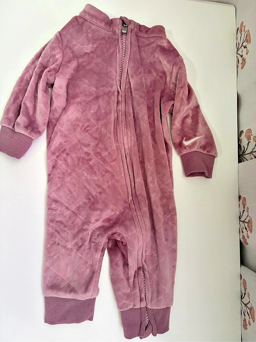 Nike Quilted Velour Romper Jumpsuit Pink Baby 3M Footie